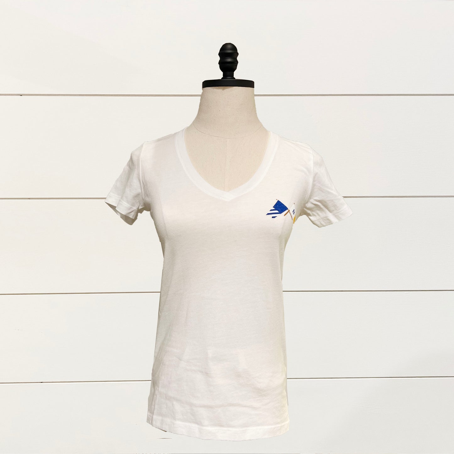 BURGEE V-Neck Tee