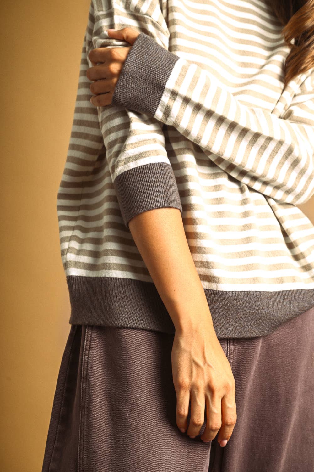 T7568   STRIPED MULTI COLOR CONTRAST KNIT TOP