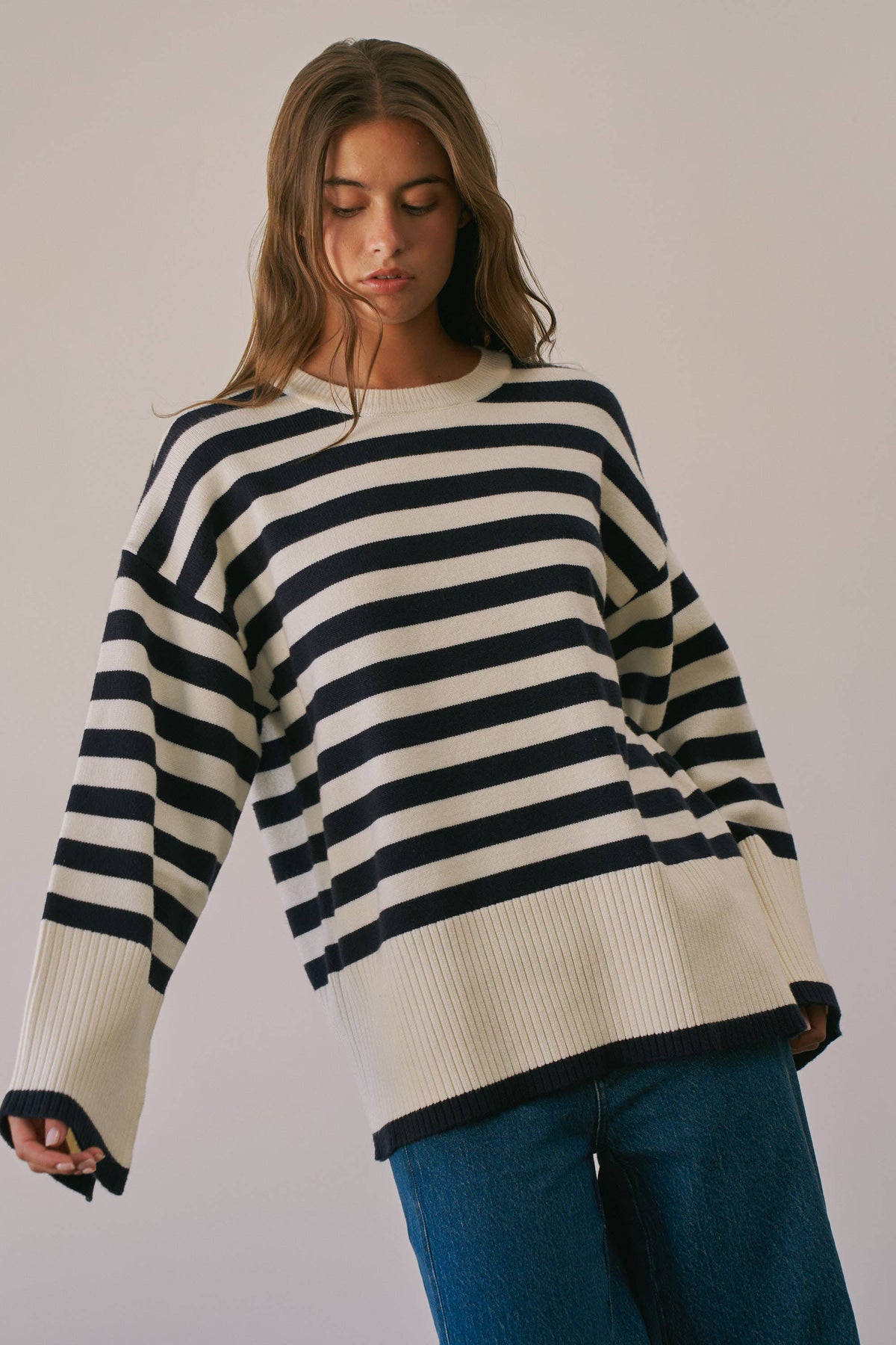 BSW1243 Striped Crew Neck Long Sleeve Sweater (NAVY)