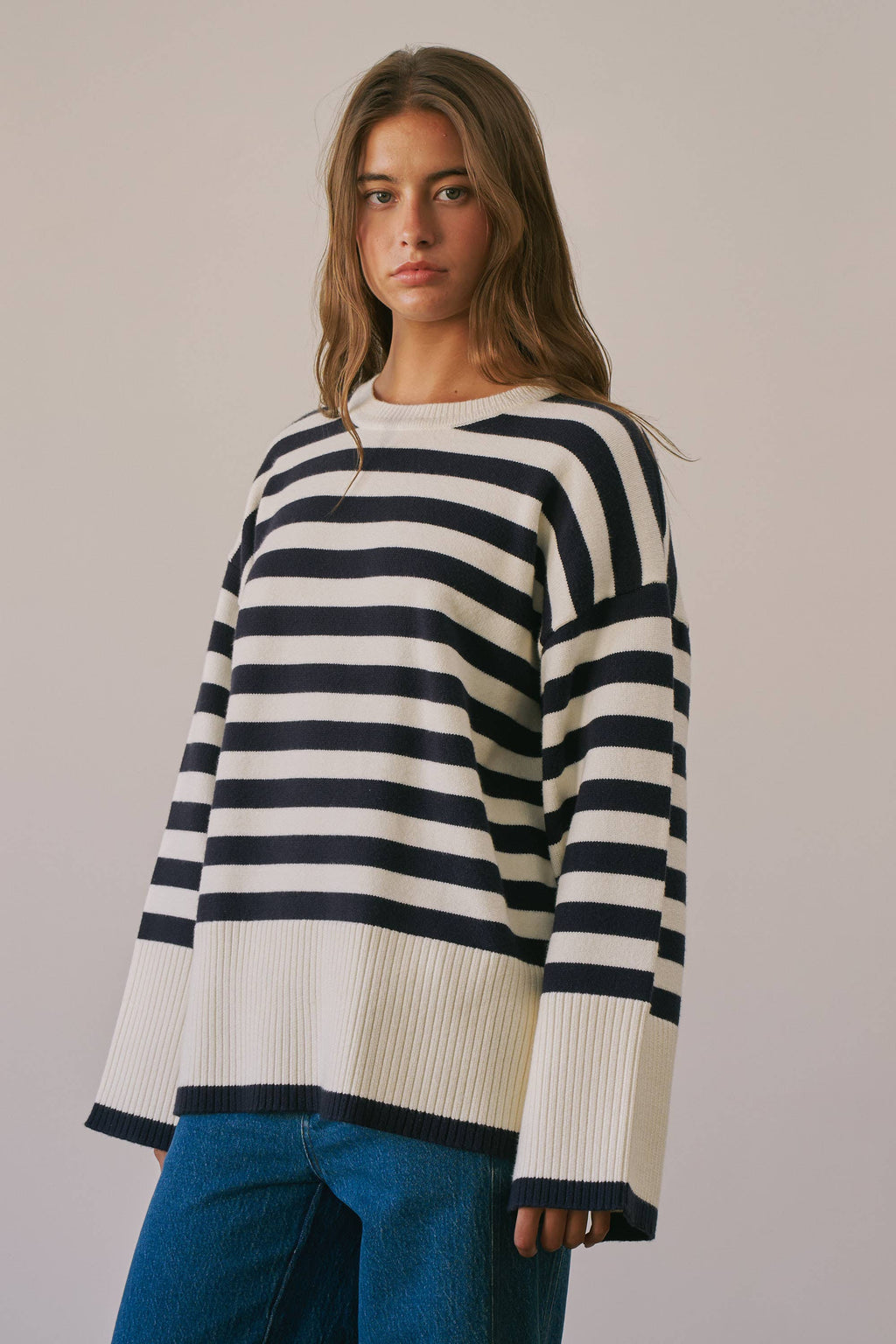 BSW1243 Striped Crew Neck Long Sleeve Sweater (NAVY)