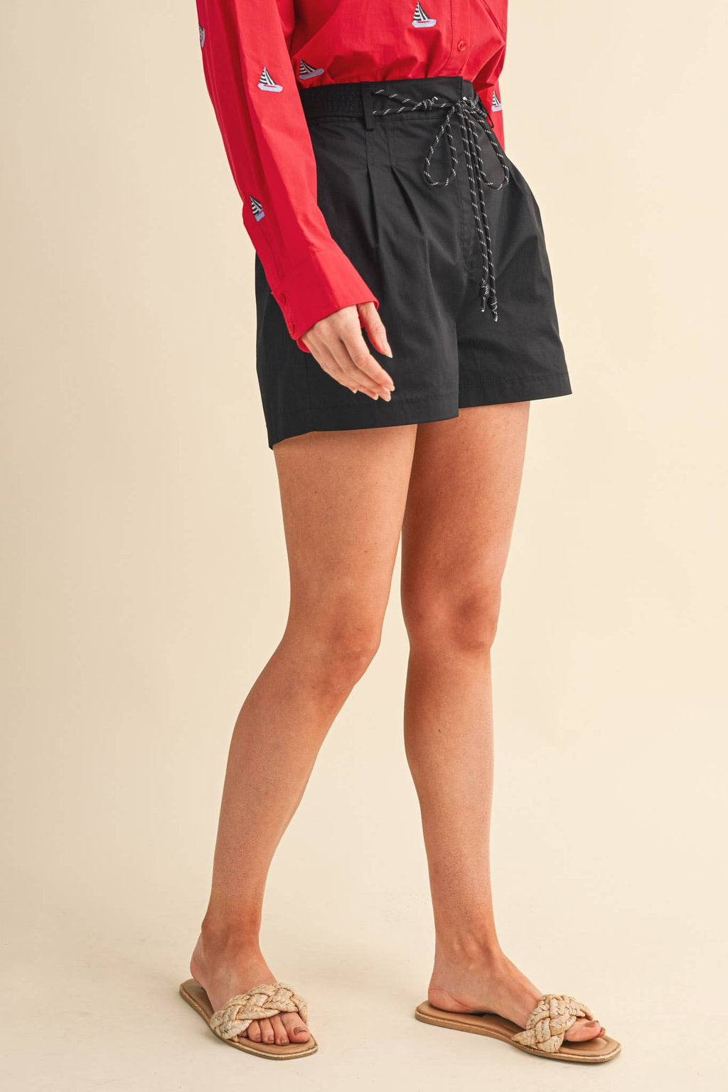 ROPE TRIM BELT PLEATED SHORTS MP4654