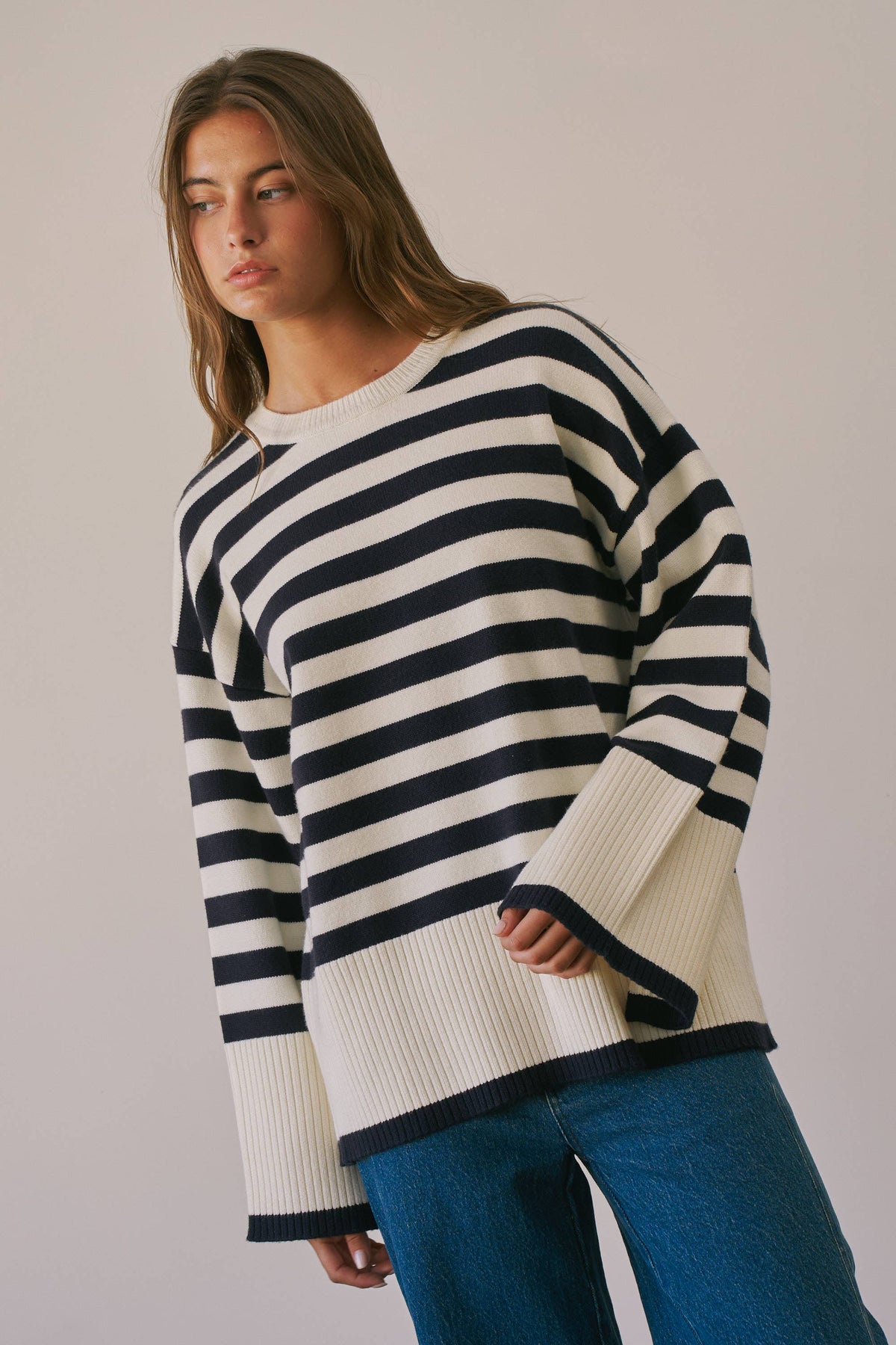 BSW1243 Striped Crew Neck Long Sleeve Sweater (NAVY)