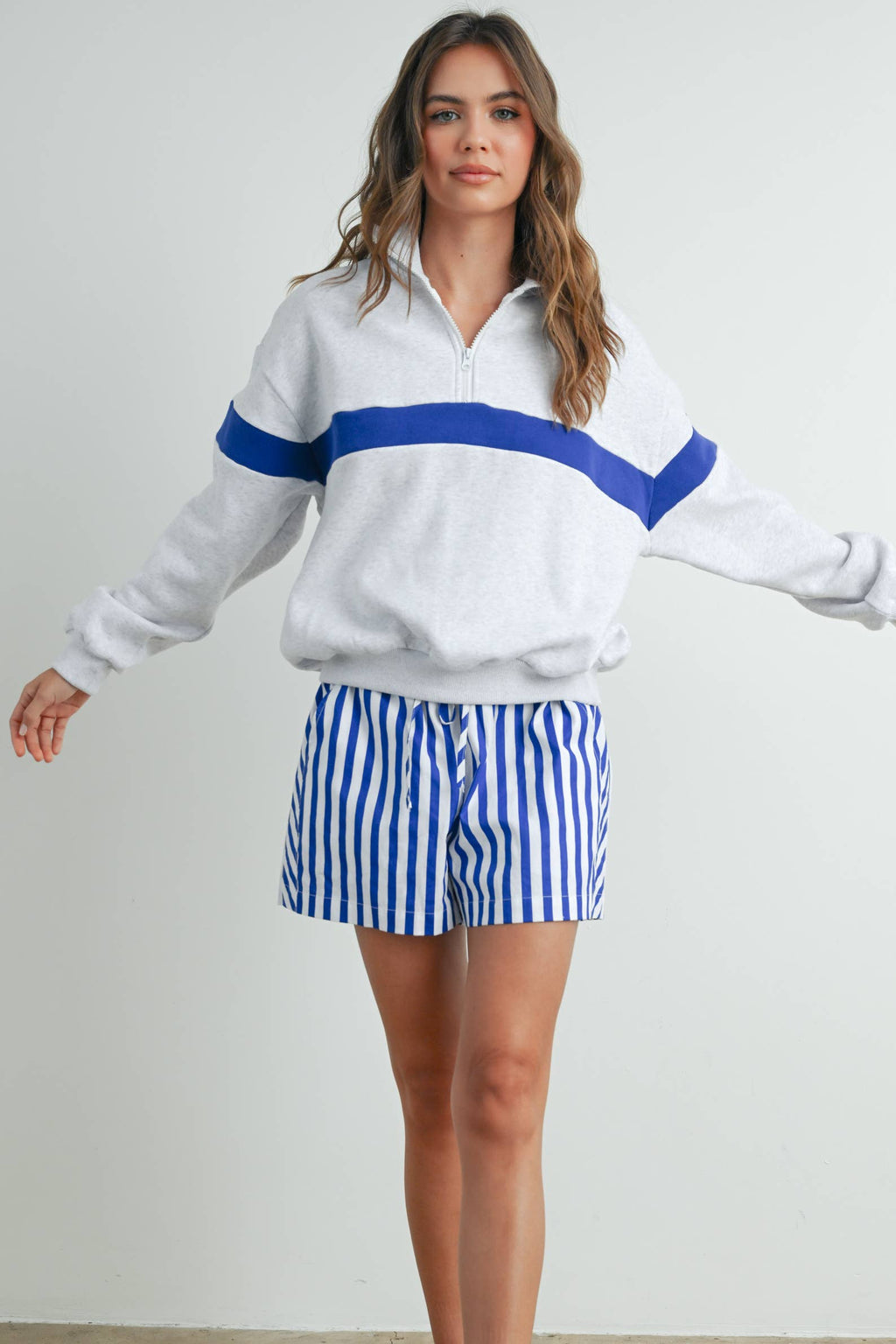 Two-Toned Half Zip Collar Sweatshirt - BMT7535