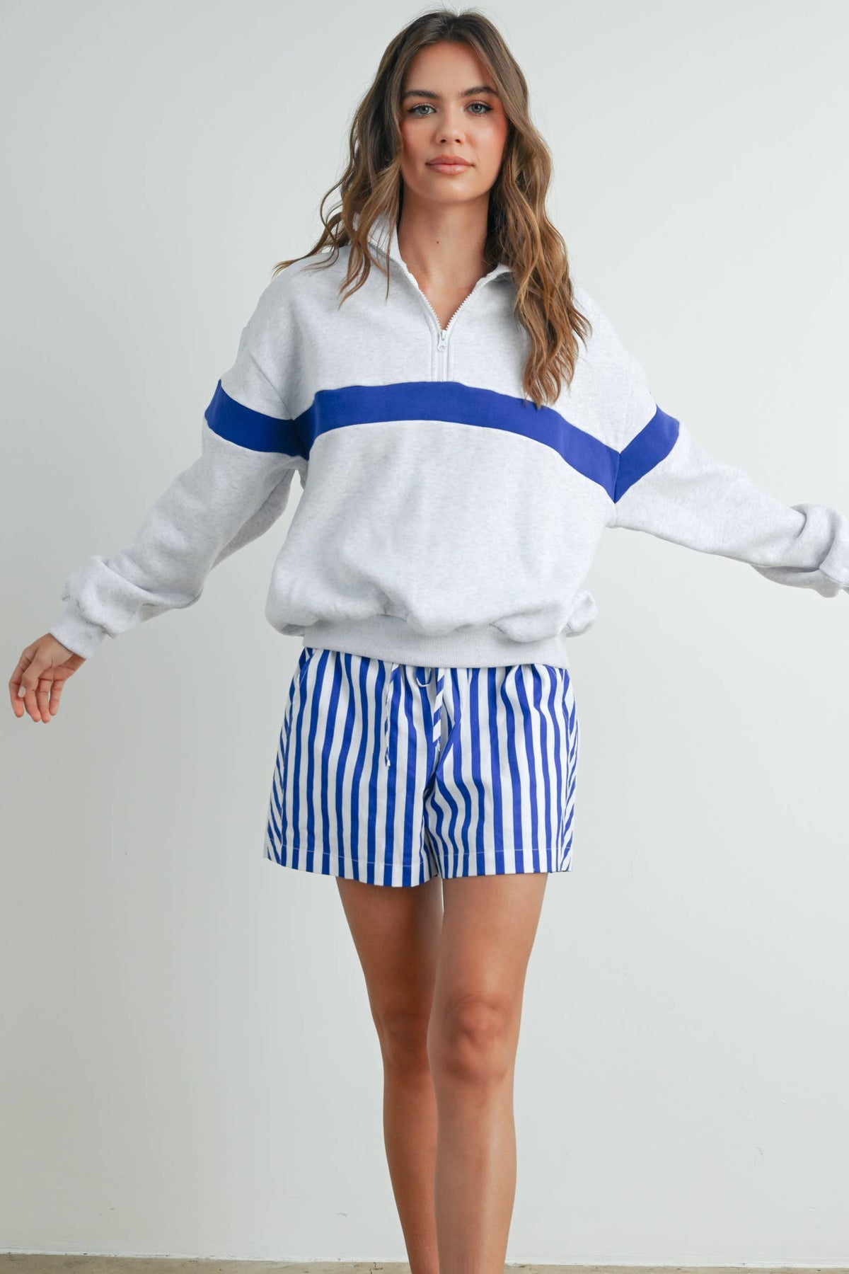 Two-Toned Half Zip Collar Sweatshirt - BMT7535