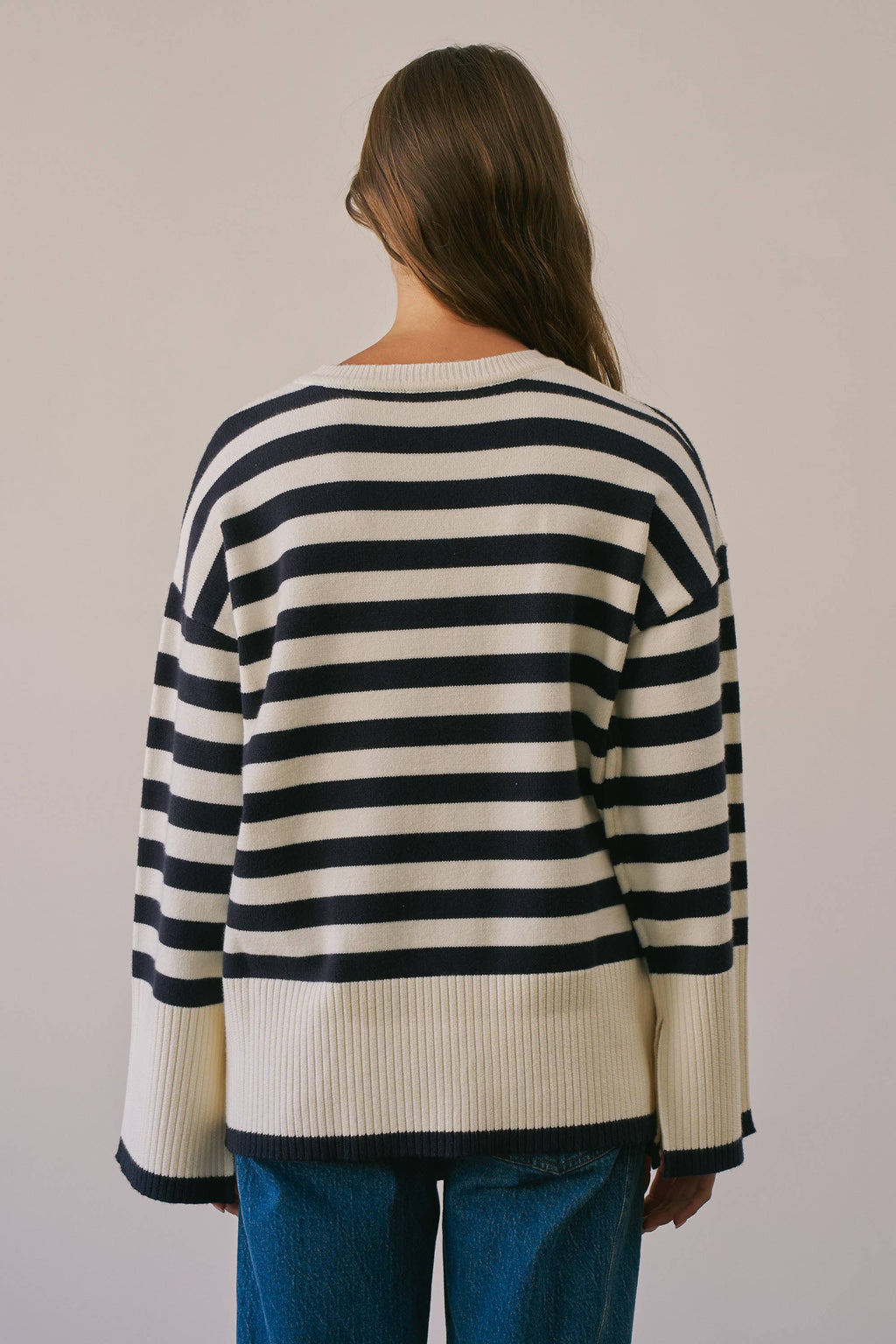 BSW1243 Striped Crew Neck Long Sleeve Sweater (NAVY)