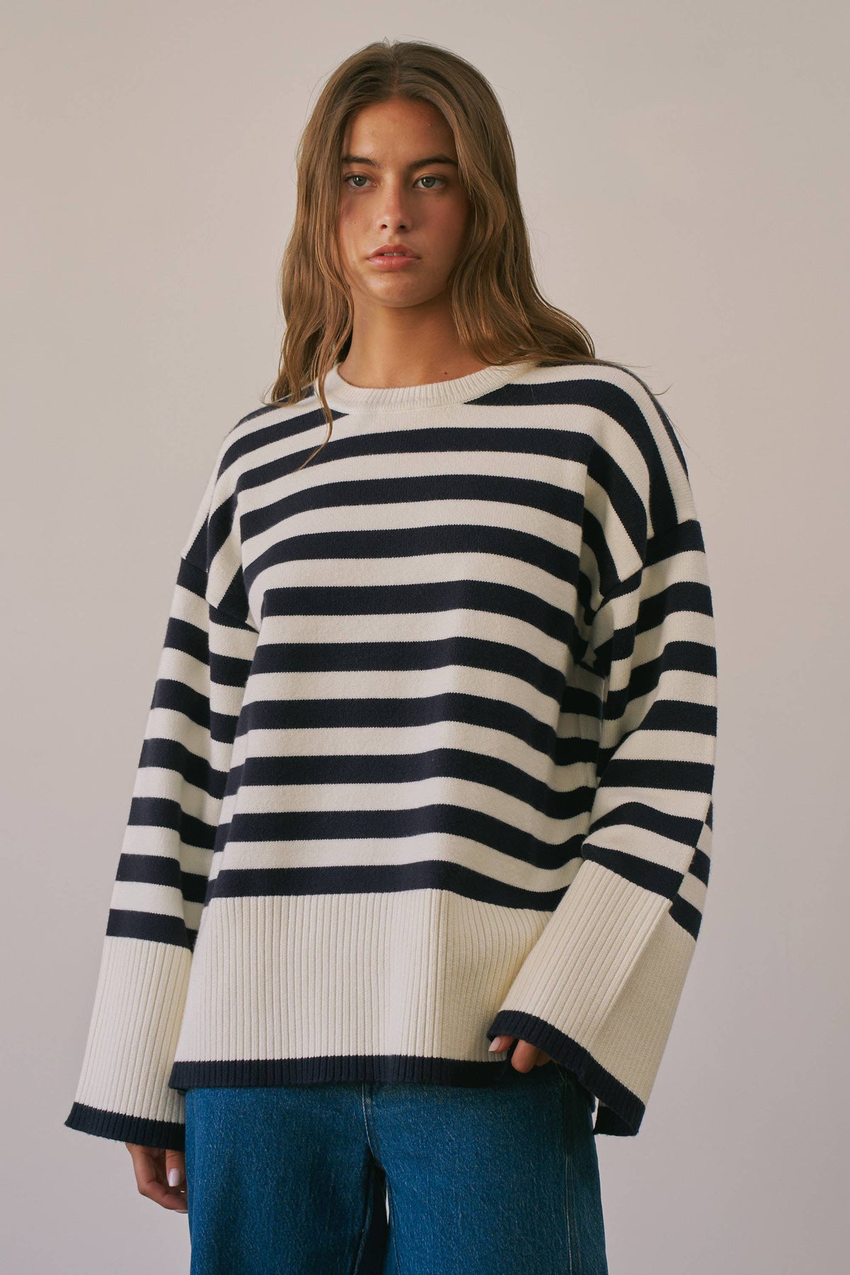 BSW1243 Striped Crew Neck Long Sleeve Sweater (NAVY)