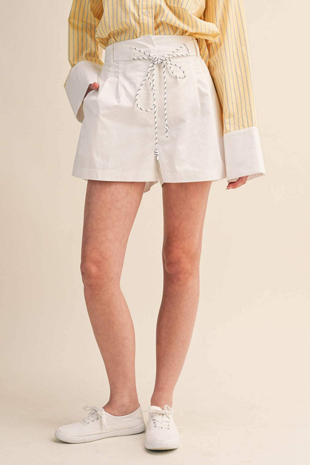 ROPE TRIM BELT PLEATED SHORTS MP4654