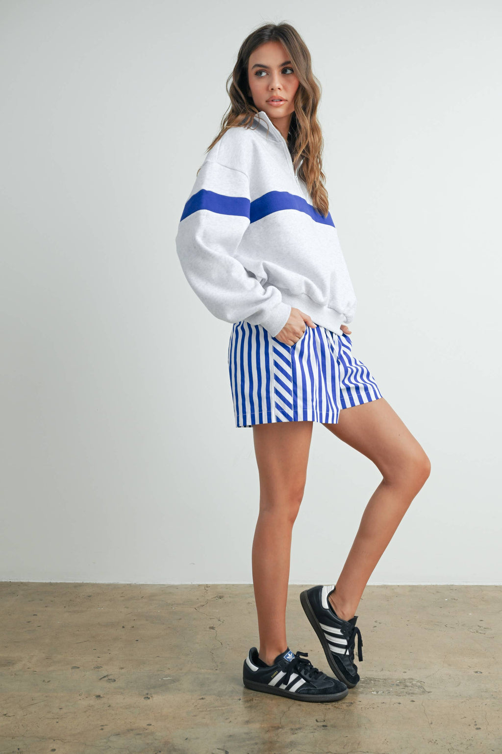 Two-Toned Half Zip Collar Sweatshirt - BMT7535