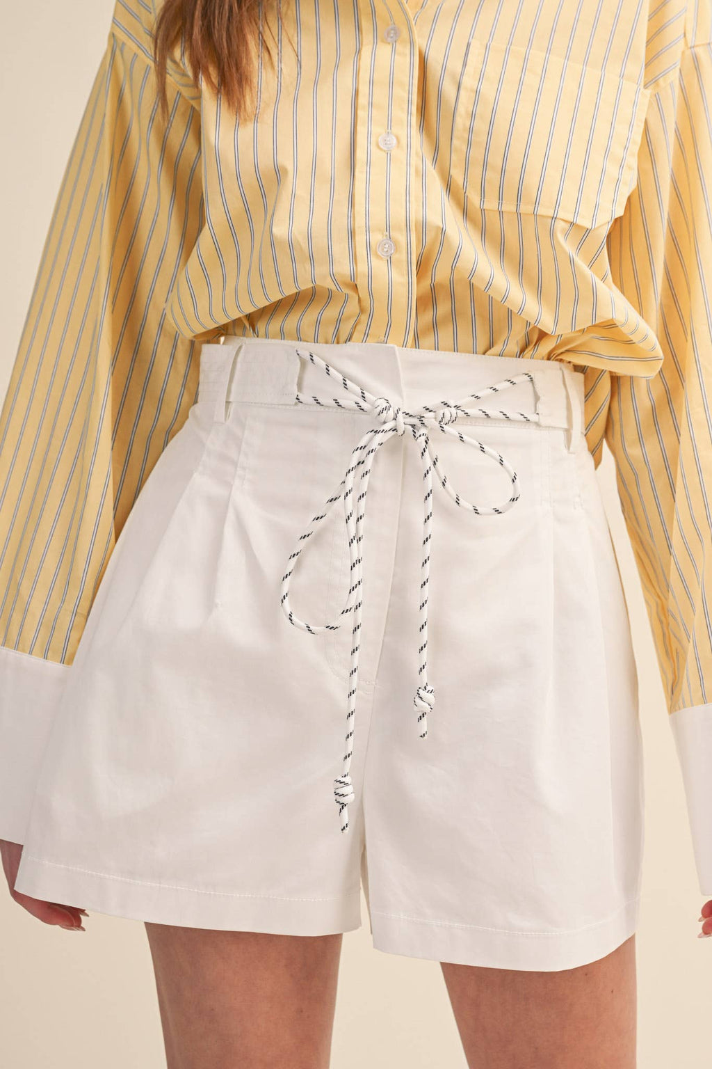 ROPE TRIM BELT PLEATED SHORTS MP4654