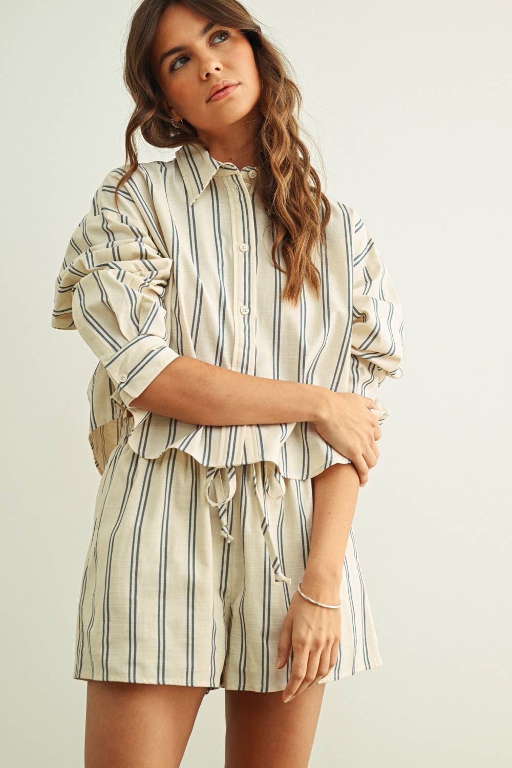 P6683ST   STRIPED ELASTIC BAND WAIST SHORTS