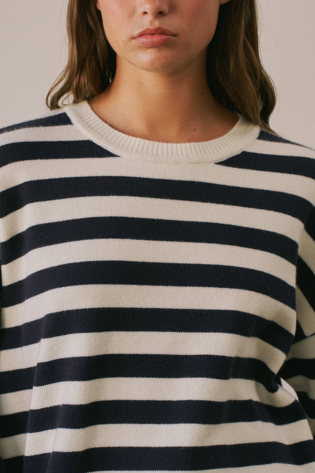 BSW1243 Striped Crew Neck Long Sleeve Sweater (NAVY)
