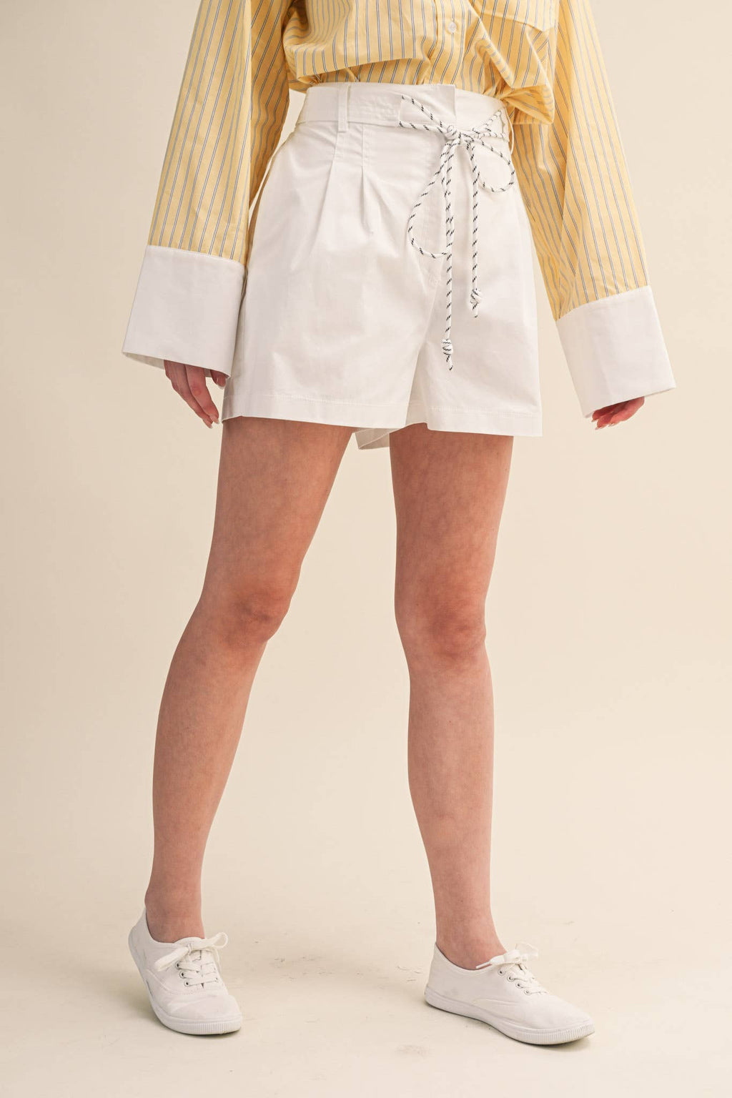 ROPE TRIM BELT PLEATED SHORTS MP4654