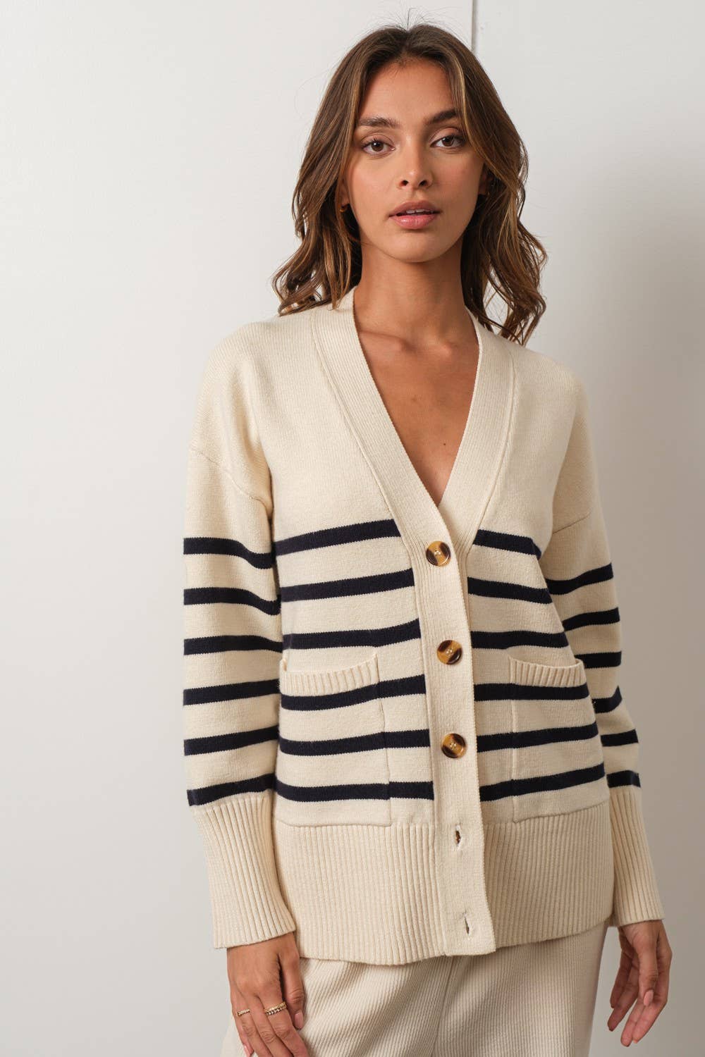 V-neck Cardigan With Long Sleeves