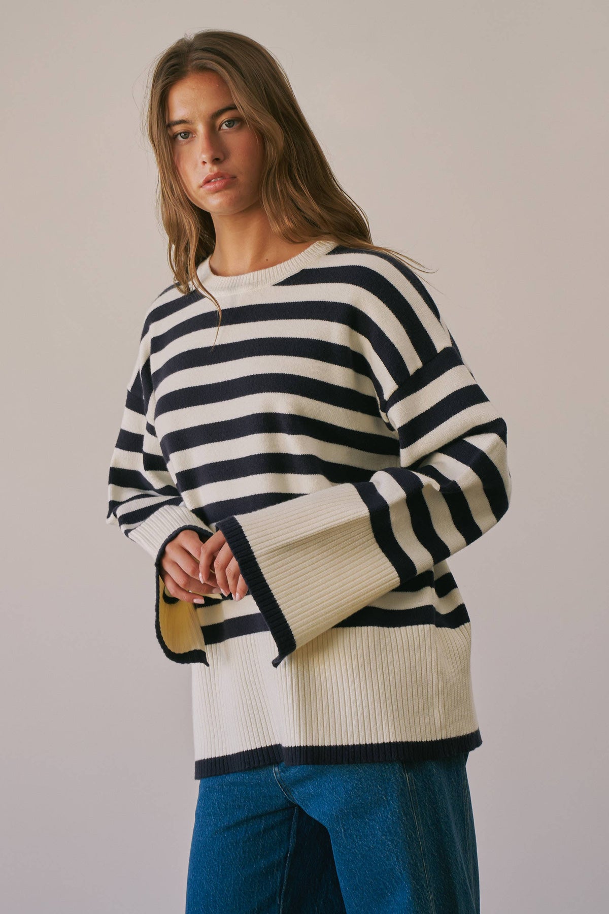 BSW1243 Striped Crew Neck Long Sleeve Sweater (NAVY)