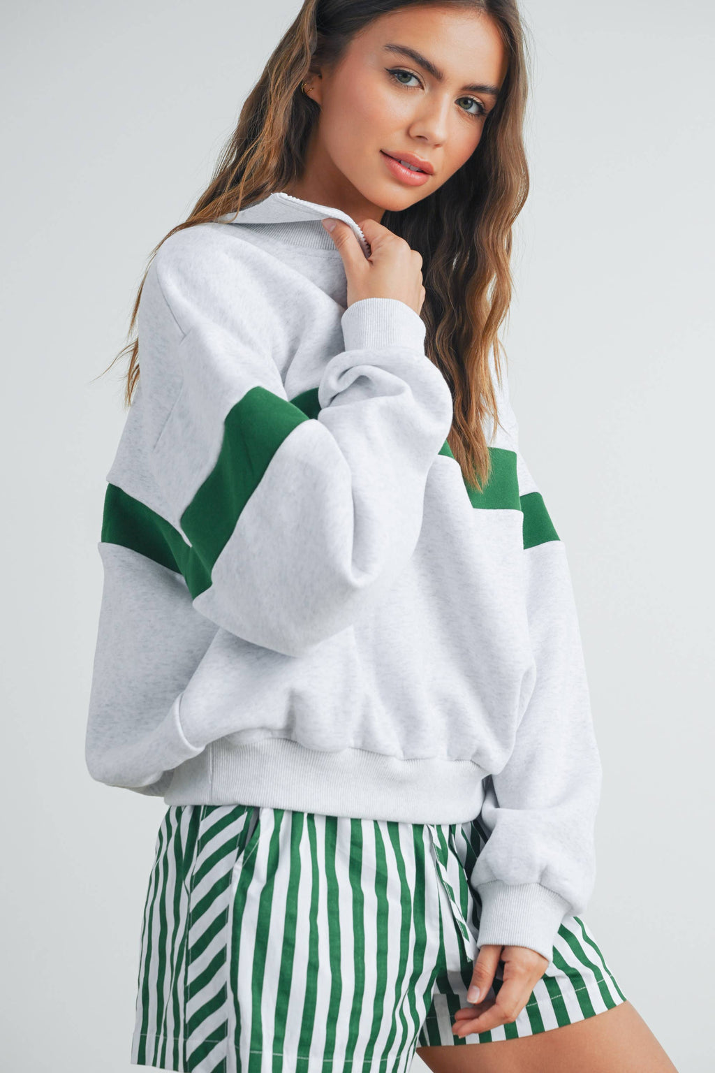 Two-Toned Half Zip Collar Sweatshirt - BMT7535