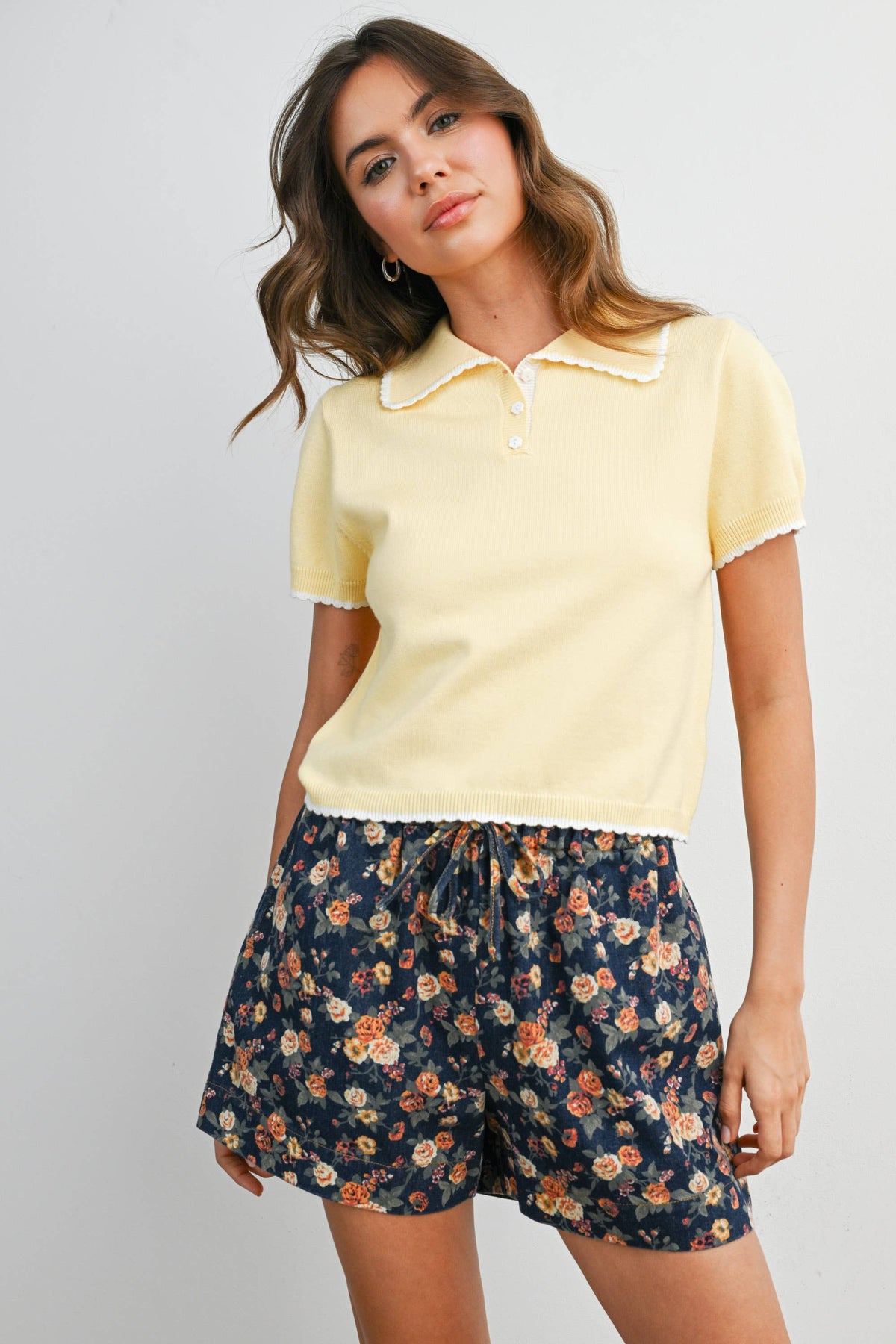 Scalloped Trim Knit Polo Top - BMW8391