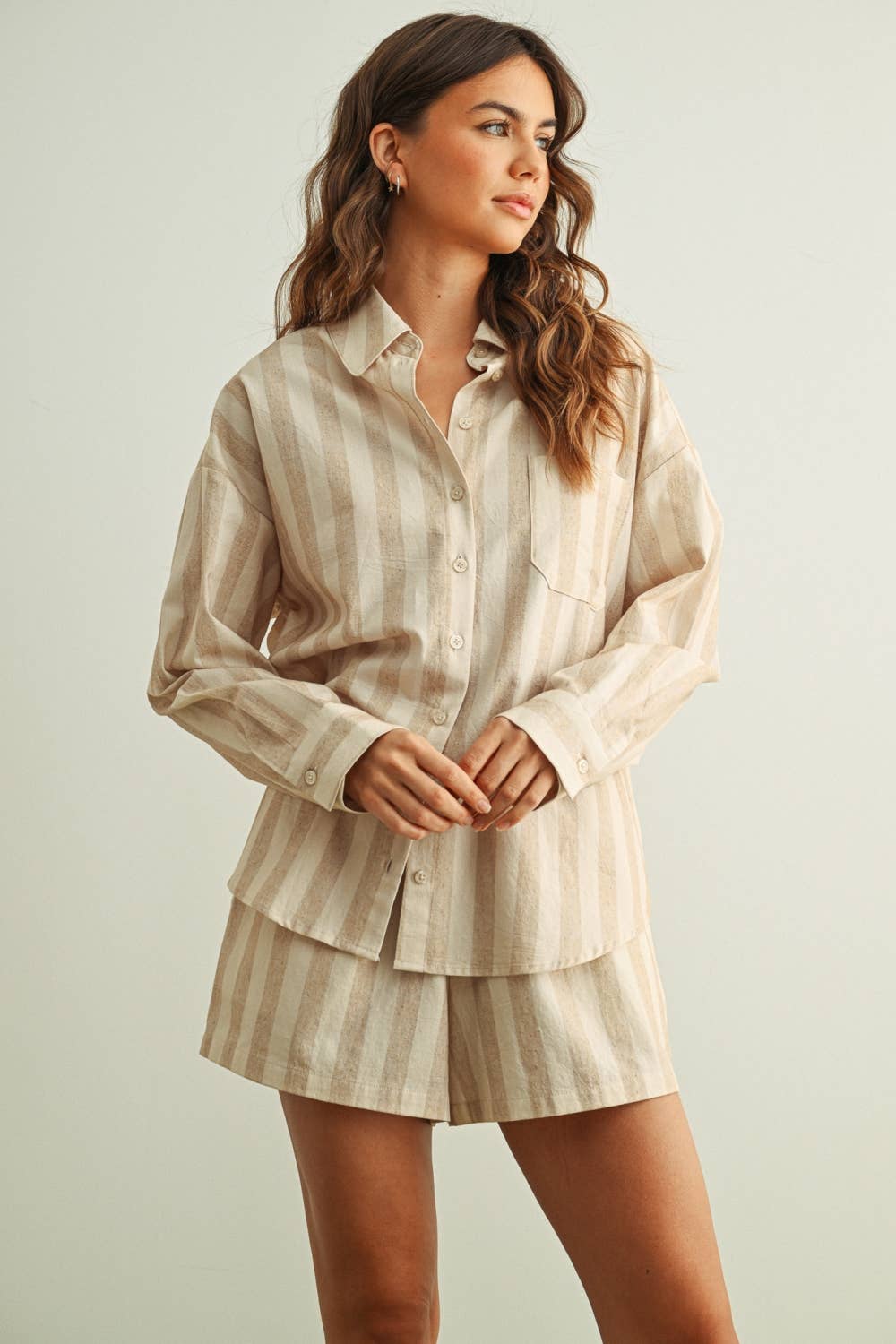 P6477ST   STRIPED ELASTIC BAND WAIST SHORTS