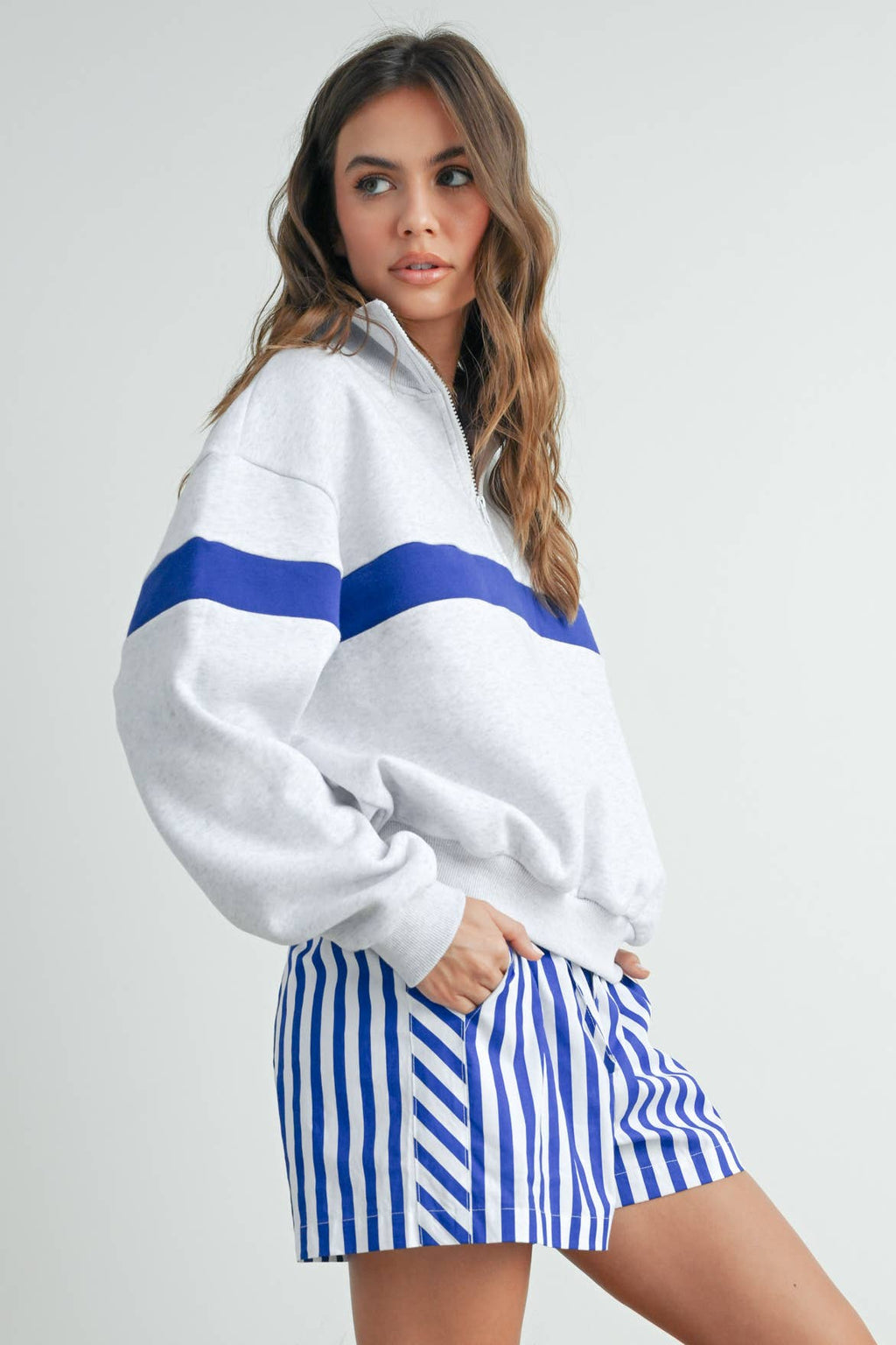 Two-Toned Half Zip Collar Sweatshirt - BMT7535