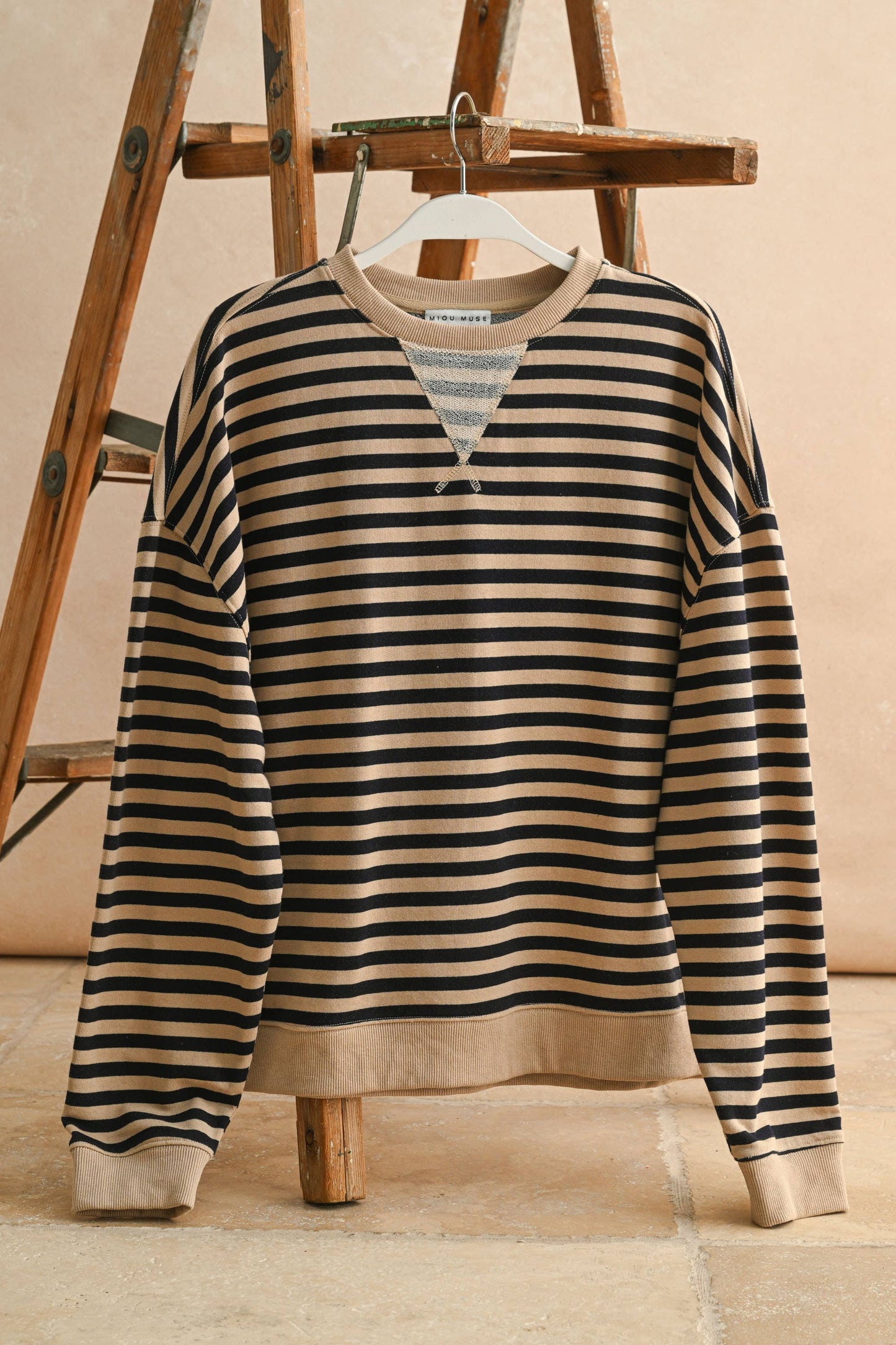 T4247   STRIPED KNITTED LONG SLEEVE PULLOVER