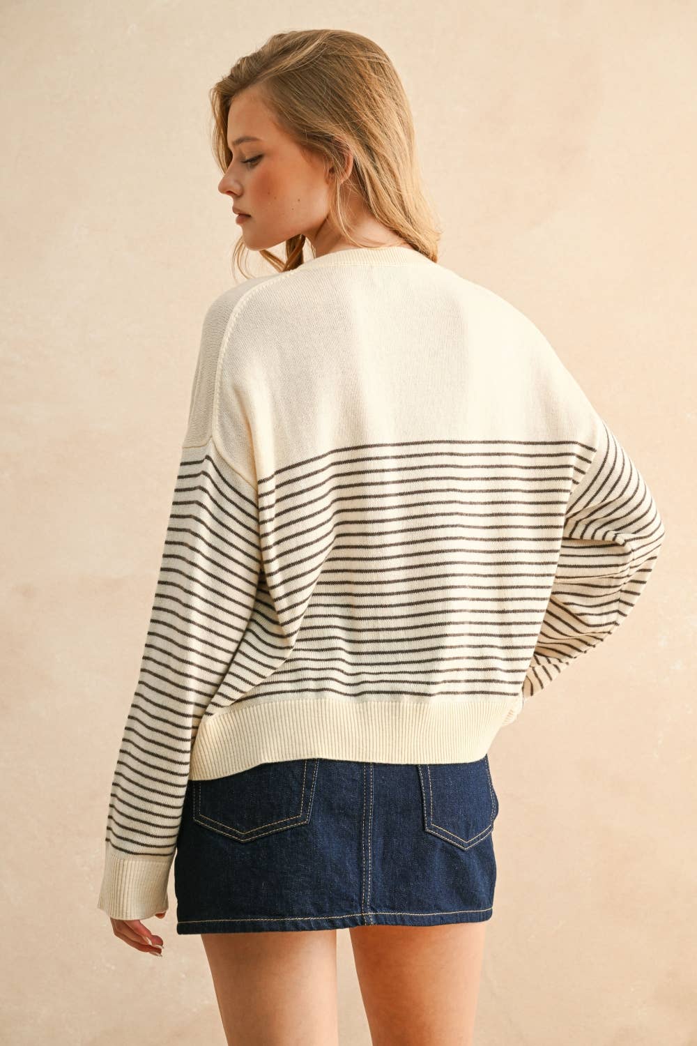 T5113   STRIPE PATTERN SWEATER KNITTED TOP